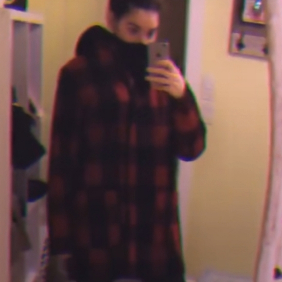 ISO: buffalo plaid jacket - Picture 4 of 5